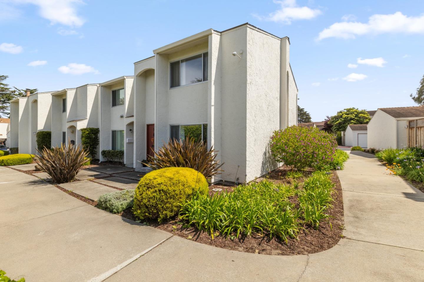 Detail Gallery Image 1 of 24 For 3137 Seacrest Ave #5,  Marina,  CA 93933 - 3 Beds | 2/1 Baths