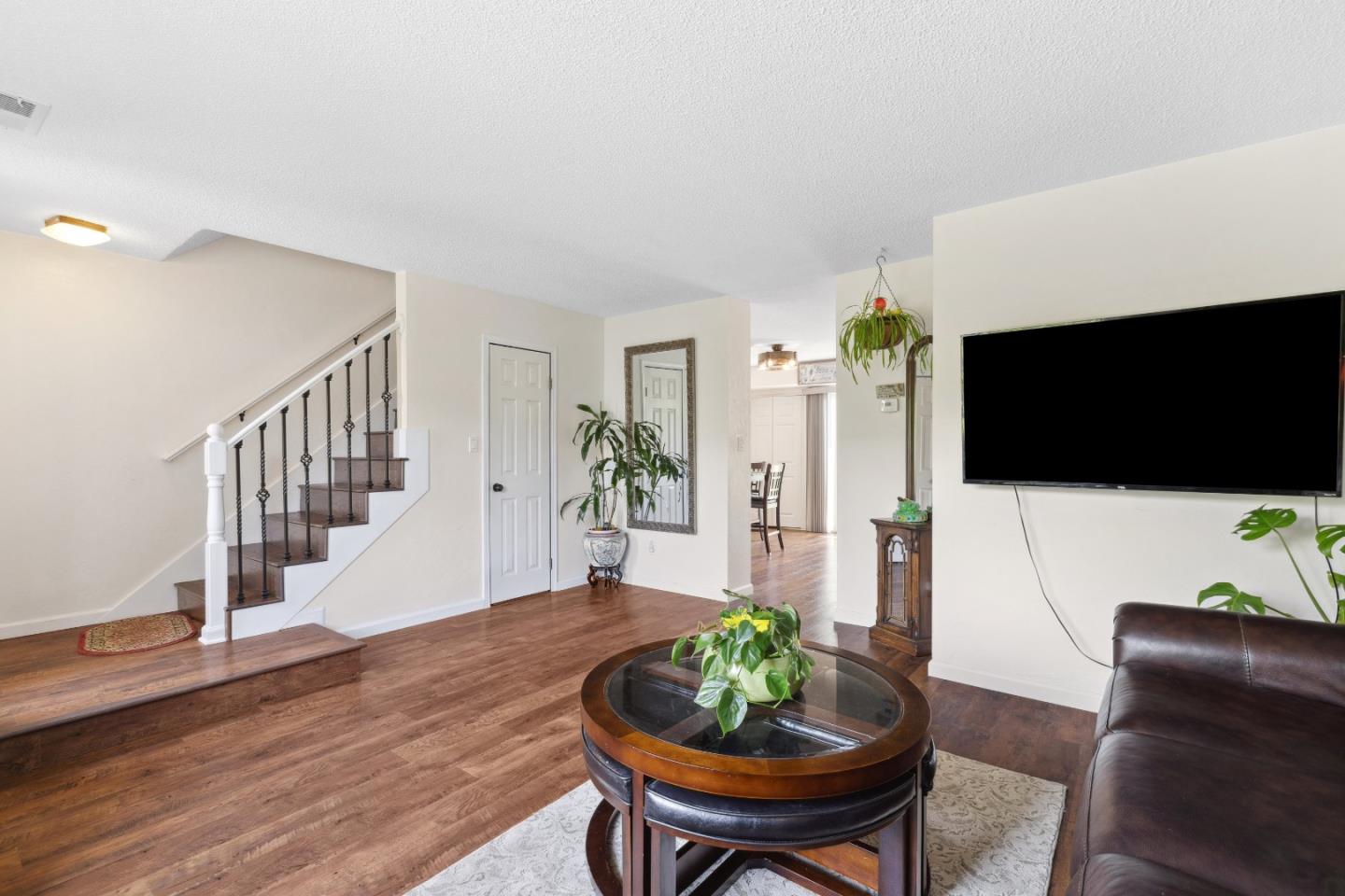 Detail Gallery Image 6 of 24 For 3137 Seacrest Ave #5,  Marina,  CA 93933 - 3 Beds | 2/1 Baths