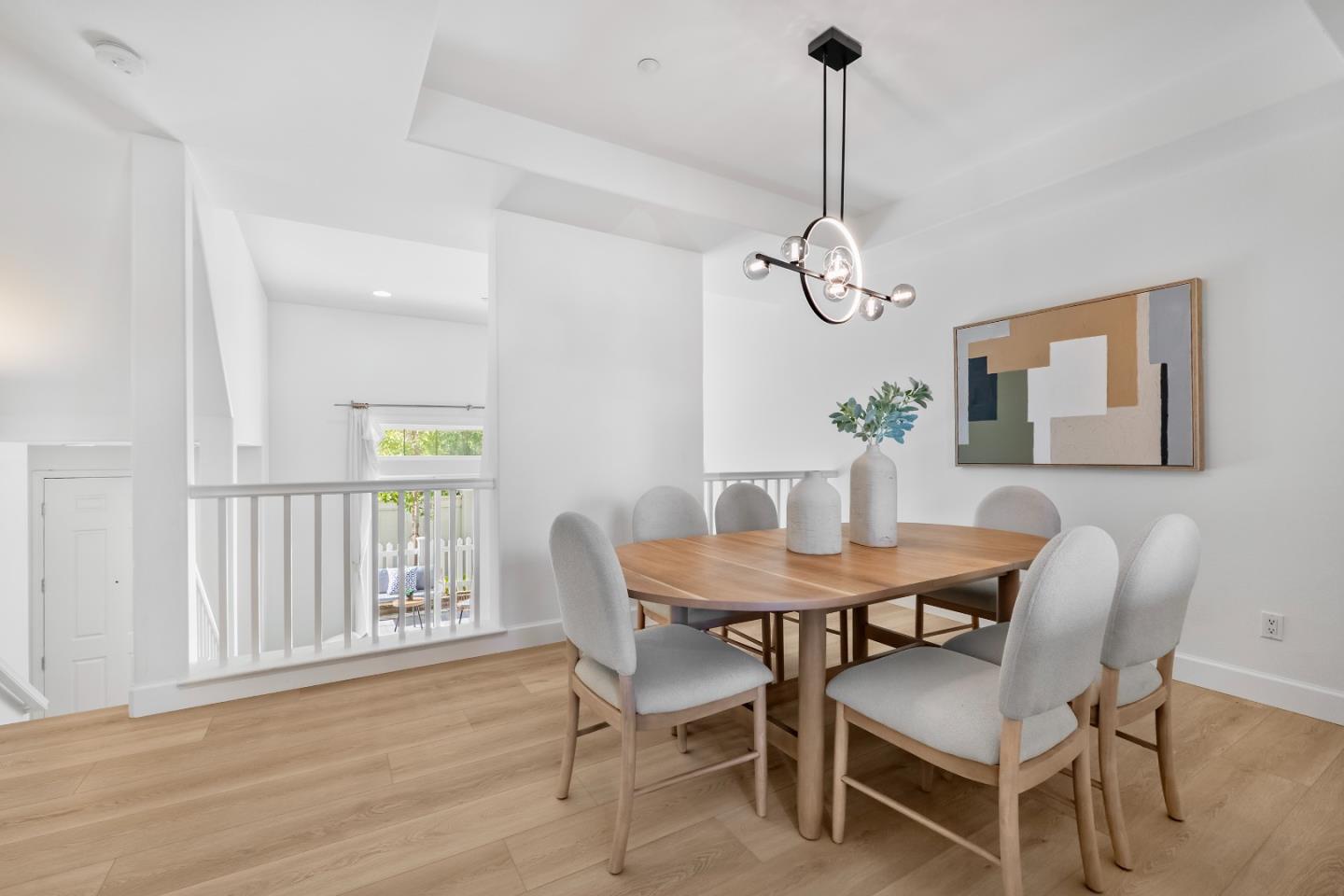 Detail Gallery Image 10 of 56 For 10154 Imperial Ave, Cupertino,  CA 95014 - 3 Beds | 2/1 Baths