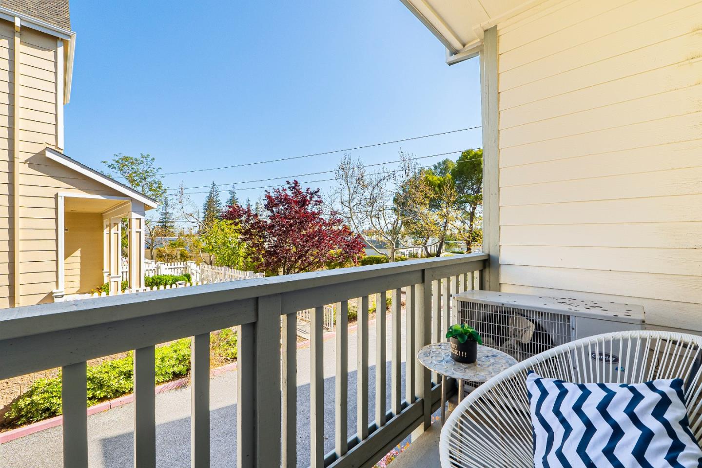 Detail Gallery Image 18 of 56 For 10154 Imperial Ave, Cupertino,  CA 95014 - 3 Beds | 2/1 Baths