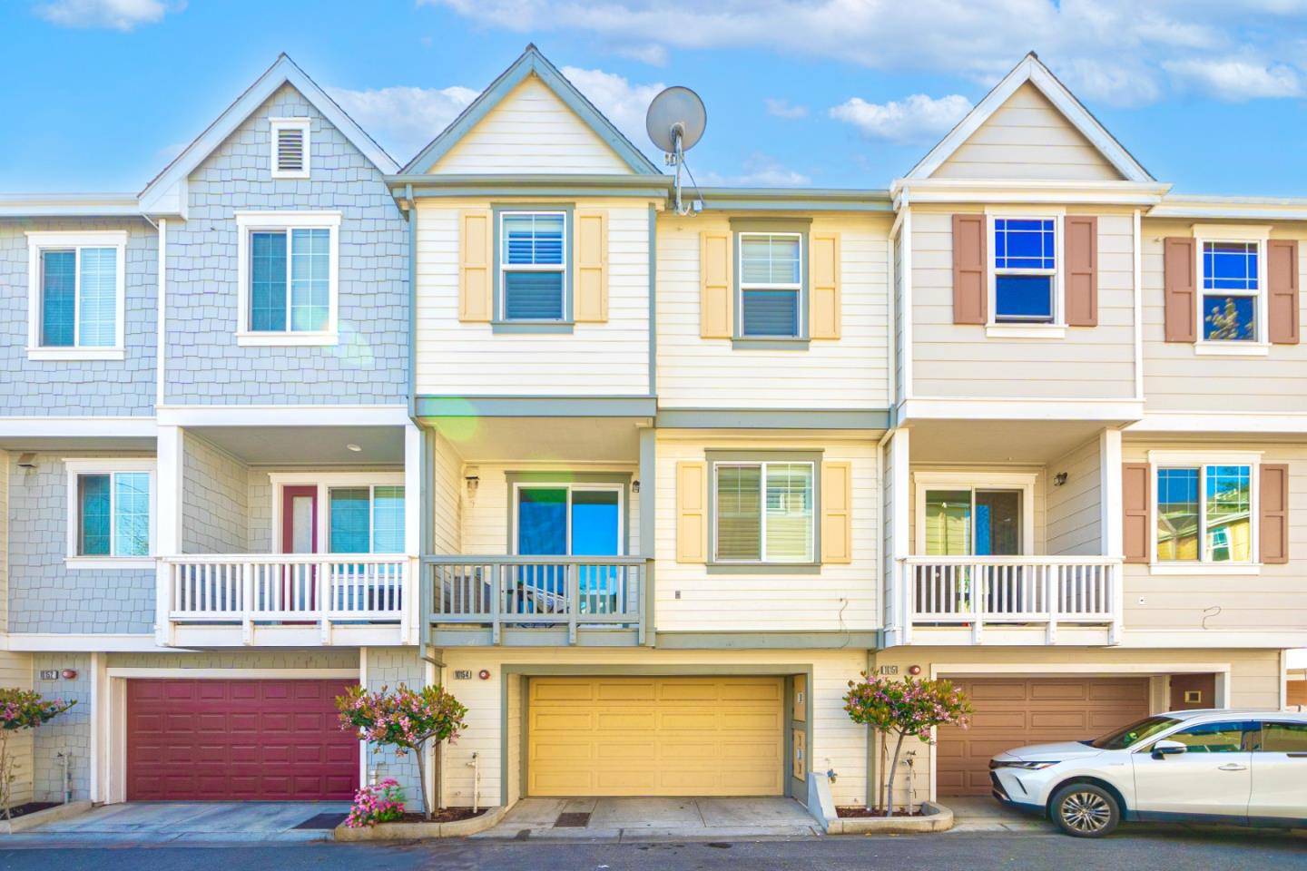 Detail Gallery Image 41 of 56 For 10154 Imperial Ave, Cupertino,  CA 95014 - 3 Beds | 2/1 Baths