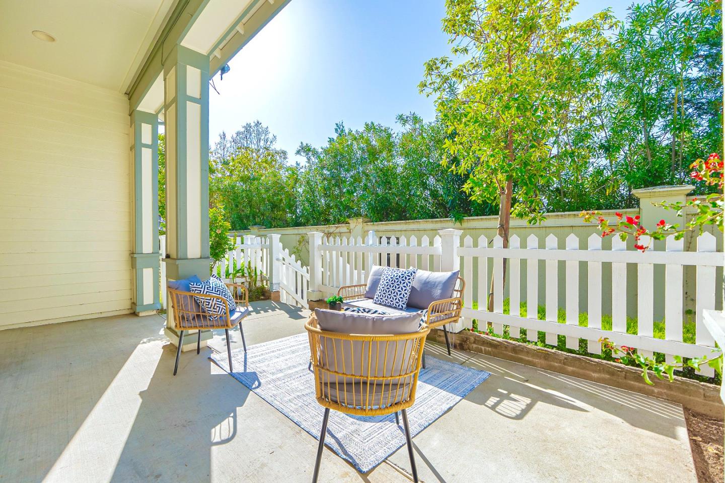 Detail Gallery Image 5 of 56 For 10154 Imperial Ave, Cupertino,  CA 95014 - 3 Beds | 2/1 Baths