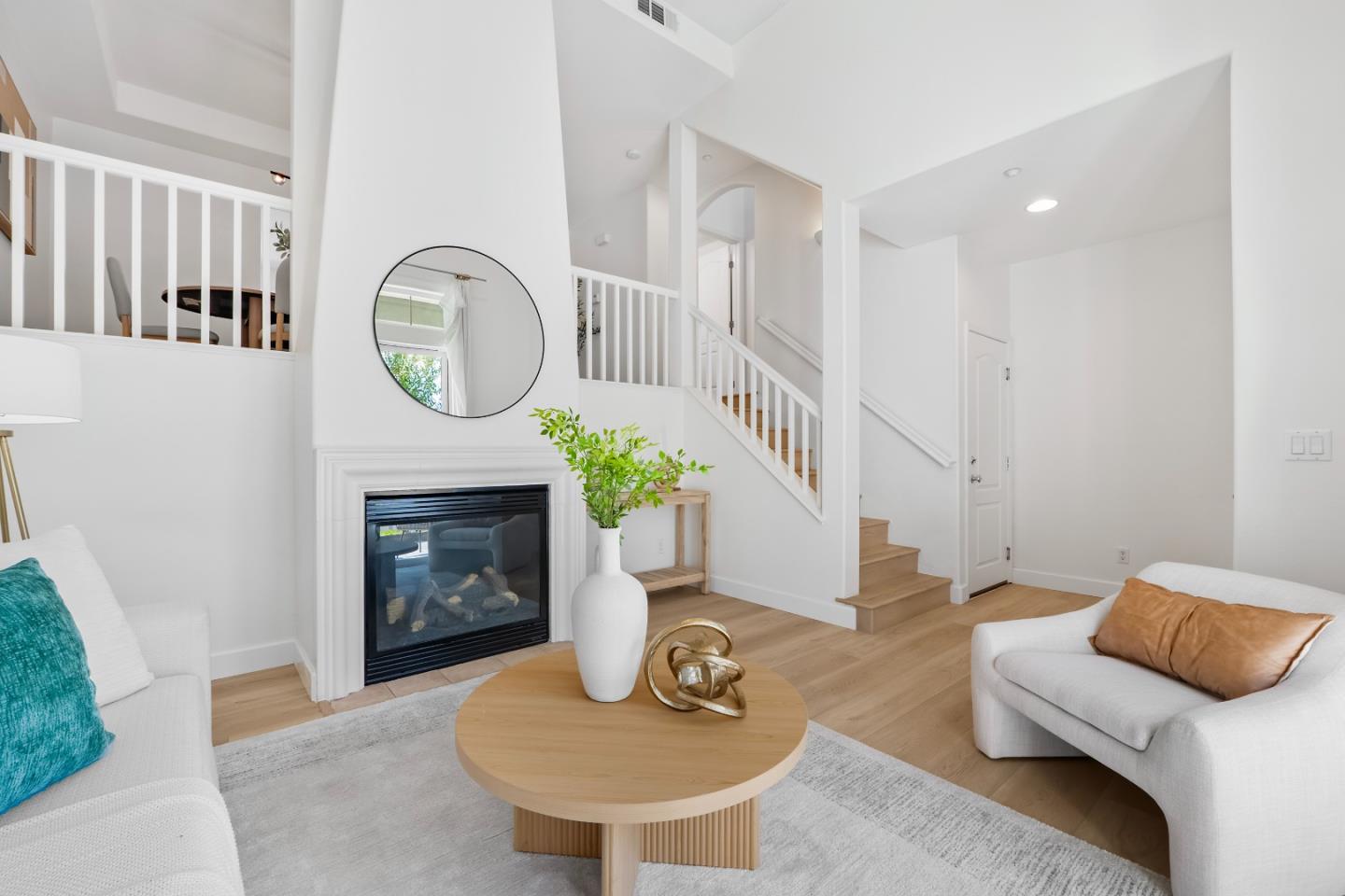 Detail Gallery Image 9 of 56 For 10154 Imperial Ave, Cupertino,  CA 95014 - 3 Beds | 2/1 Baths