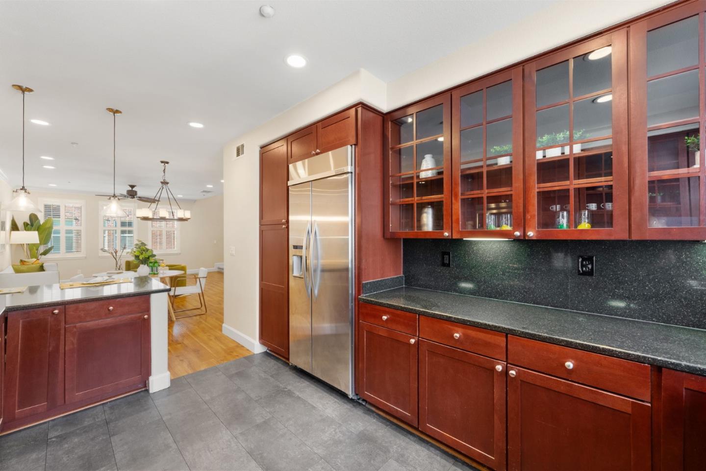 Detail Gallery Image 5 of 31 For 835 Gaspar Vis, San Jose,  CA 95126 - 4 Beds | 3/1 Baths