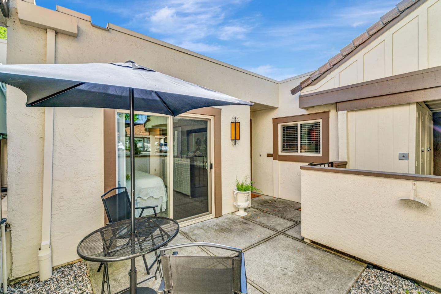 Detail Gallery Image 4 of 35 For 6094 Montgomery Ct, San Jose,  CA 95135 - 2 Beds | 1 Baths