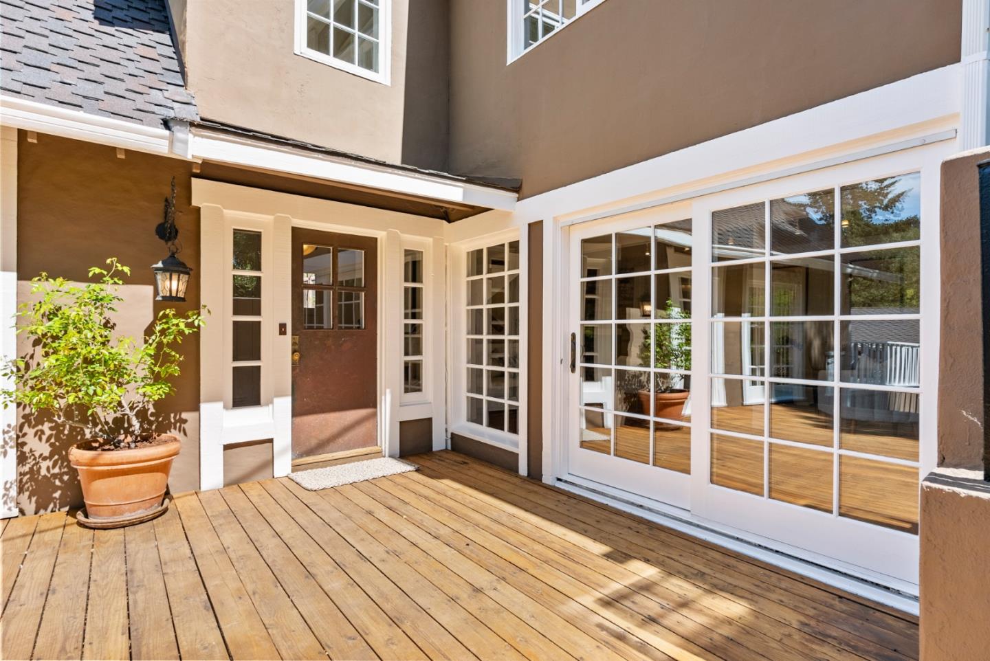 Detail Gallery Image 12 of 52 For 244 Chesham Ave, San Carlos,  CA 94070 - 4 Beds | 2/1 Baths