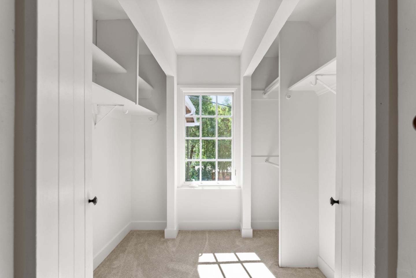 Detail Gallery Image 30 of 52 For 244 Chesham Ave, San Carlos,  CA 94070 - 4 Beds | 2/1 Baths