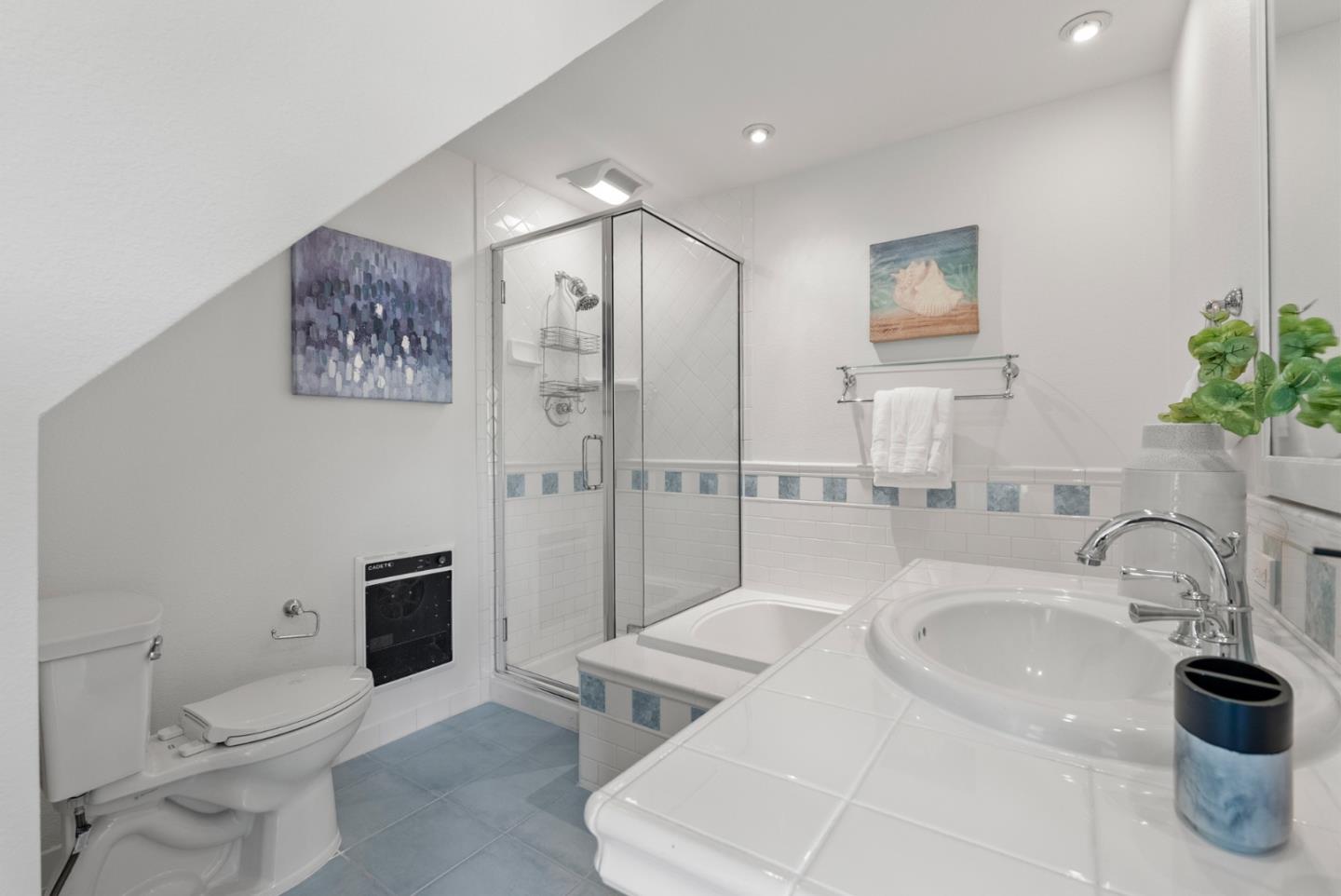 Detail Gallery Image 31 of 52 For 244 Chesham Ave, San Carlos,  CA 94070 - 4 Beds | 2/1 Baths