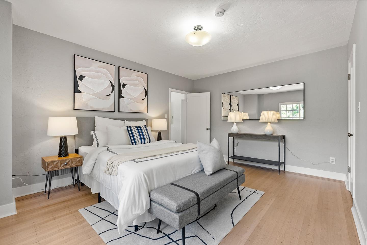 Detail Gallery Image 35 of 52 For 244 Chesham Ave, San Carlos,  CA 94070 - 4 Beds | 2/1 Baths
