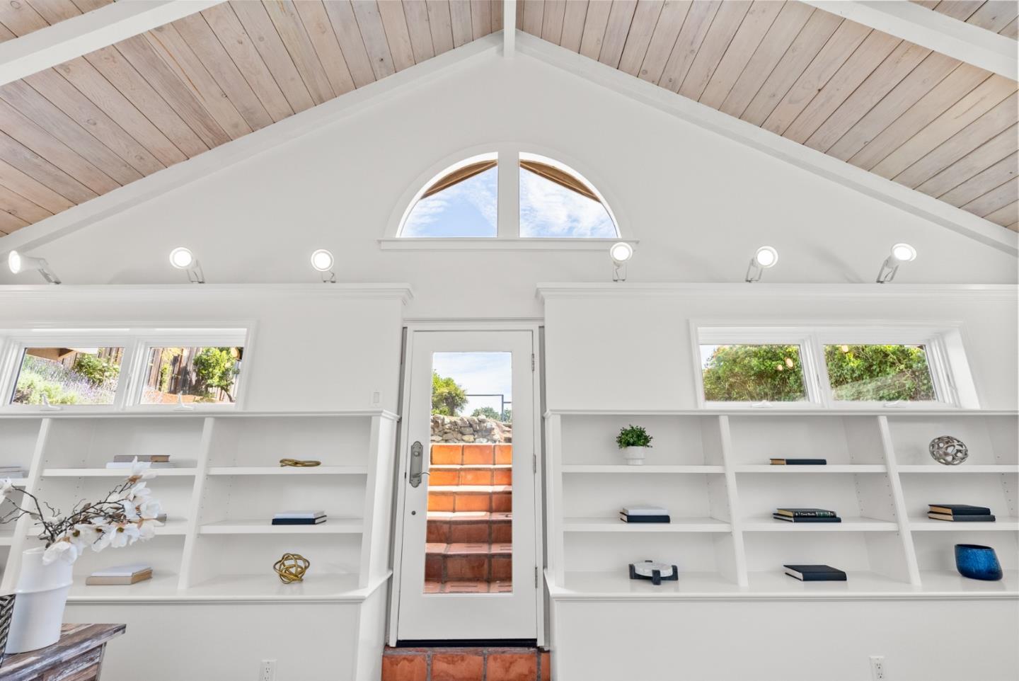 Detail Gallery Image 43 of 52 For 244 Chesham Ave, San Carlos,  CA 94070 - 4 Beds | 2/1 Baths