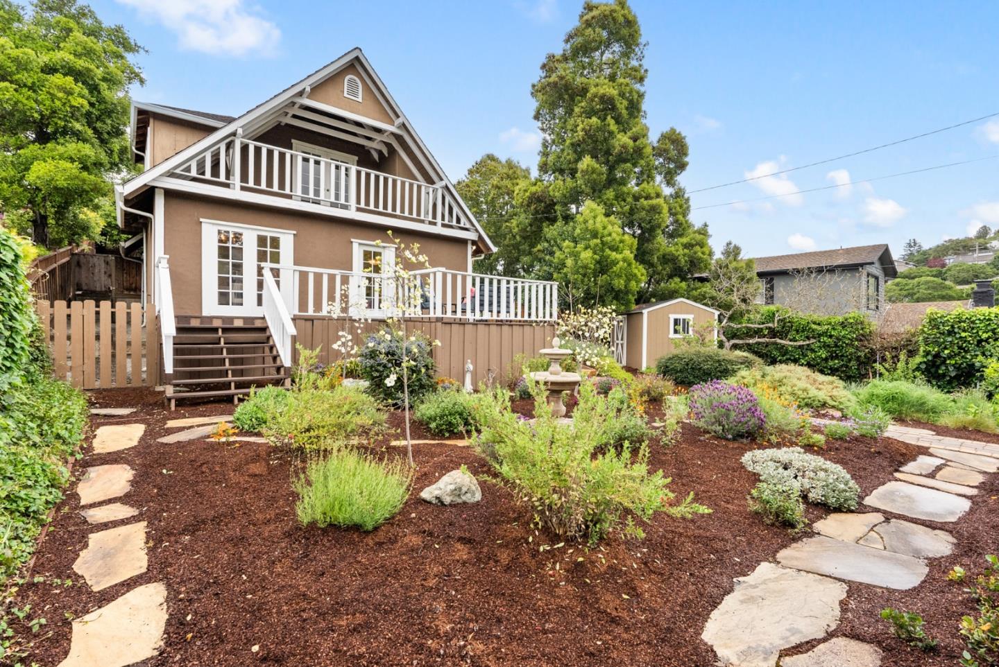 Detail Gallery Image 51 of 52 For 244 Chesham Ave, San Carlos,  CA 94070 - 4 Beds | 2/1 Baths
