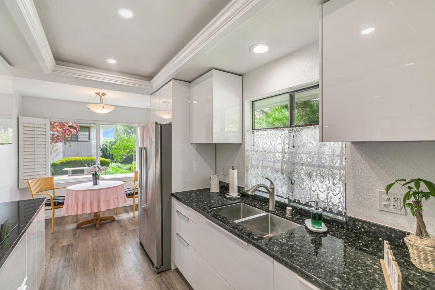 Detail Gallery Image 15 of 50 For 5076 Cribari Bluffs, San Jose,  CA 95135 - 2 Beds | 2 Baths