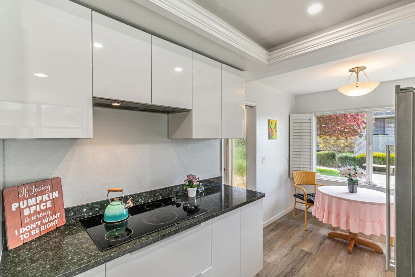 Detail Gallery Image 20 of 50 For 5076 Cribari Bluffs, San Jose,  CA 95135 - 2 Beds | 2 Baths