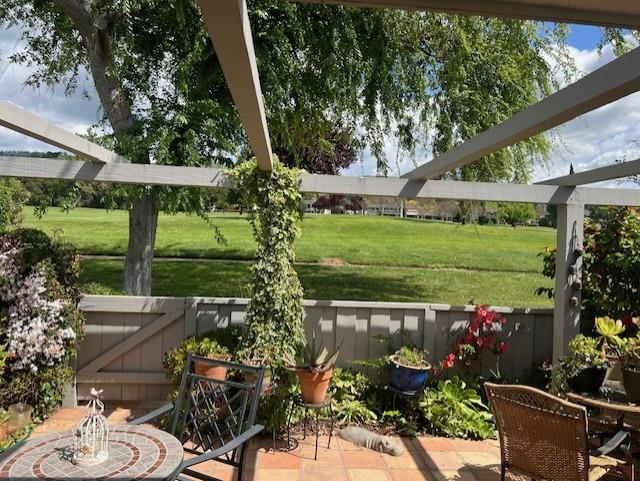 Detail Gallery Image 5 of 50 For 5076 Cribari Bluffs, San Jose,  CA 95135 - 2 Beds | 2 Baths