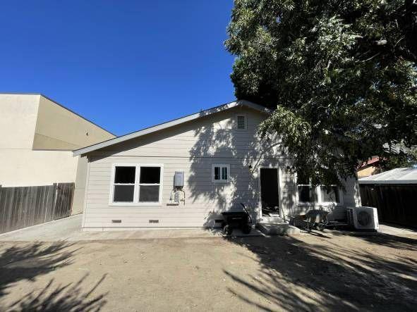 Detail Gallery Image 6 of 26 For 622 Berryessa Rd, San Jose,  CA 95112 - – Beds | – Baths