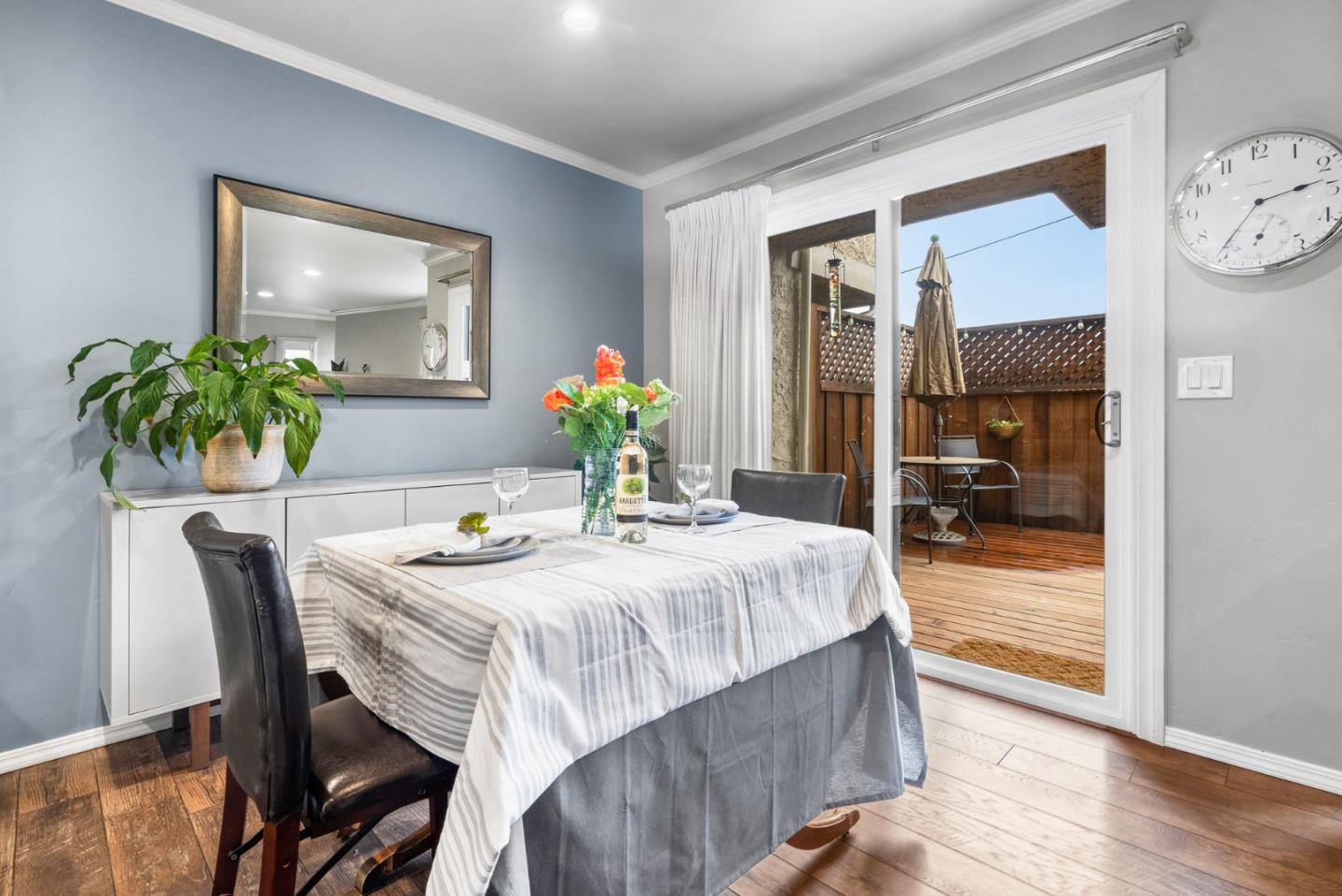 Detail Gallery Image 10 of 54 For 3071 Arlington Dr, Aptos,  CA 95003 - 3 Beds | 2/1 Baths