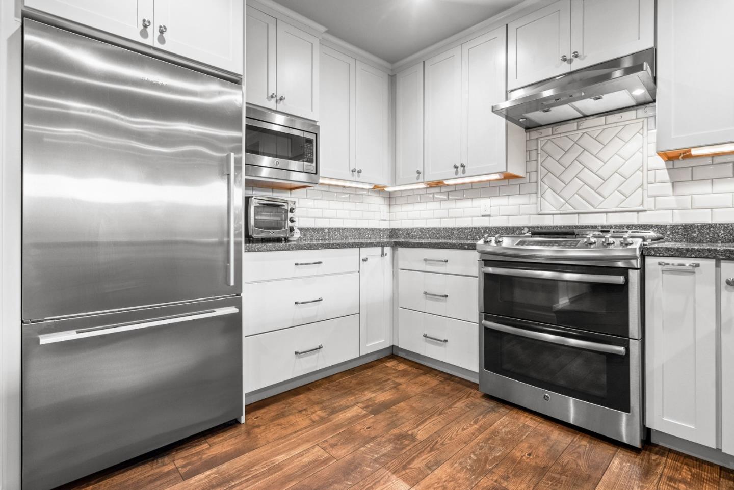 Detail Gallery Image 16 of 54 For 3071 Arlington Dr, Aptos,  CA 95003 - 3 Beds | 2/1 Baths