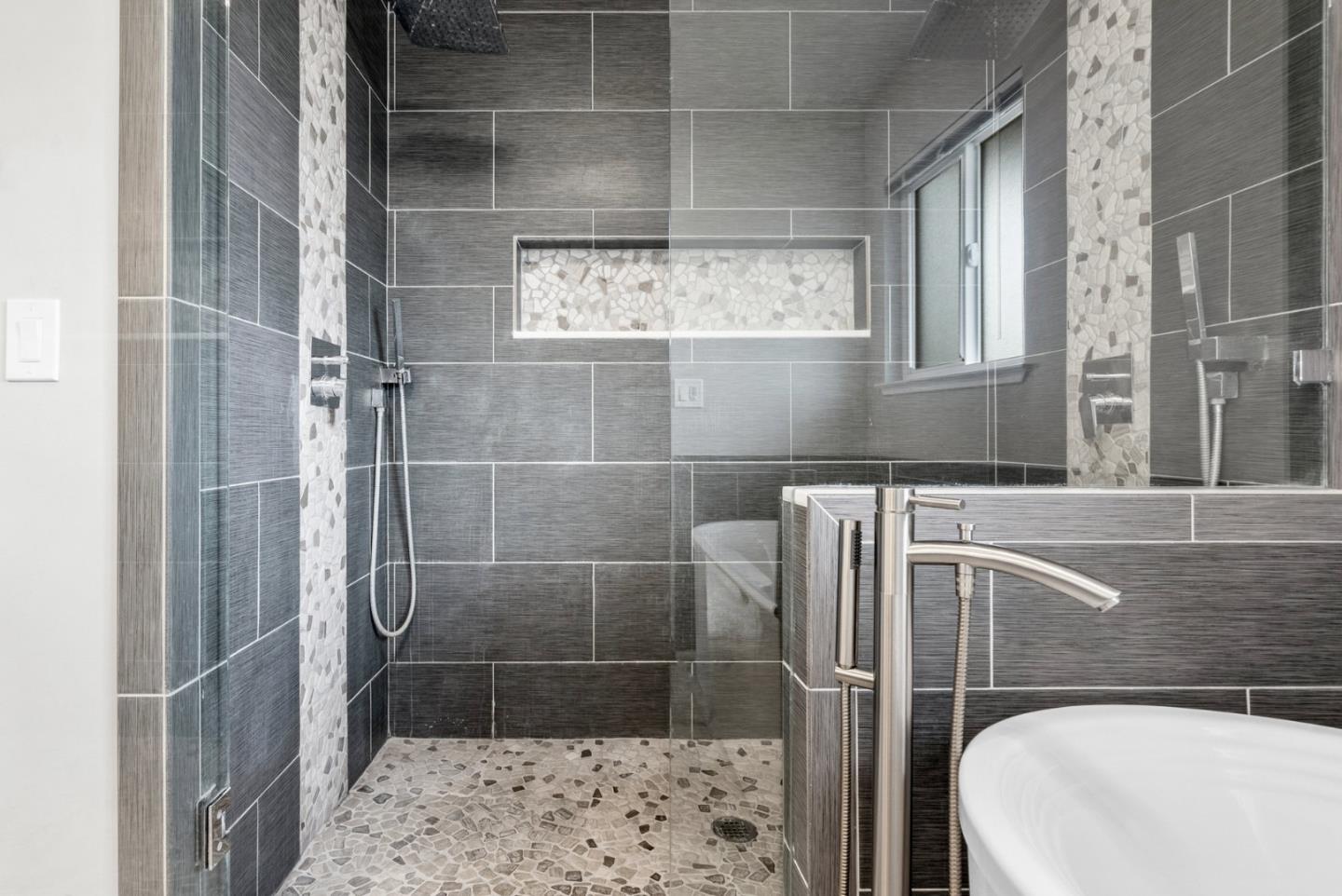 Detail Gallery Image 29 of 54 For 3071 Arlington Dr, Aptos,  CA 95003 - 3 Beds | 2/1 Baths