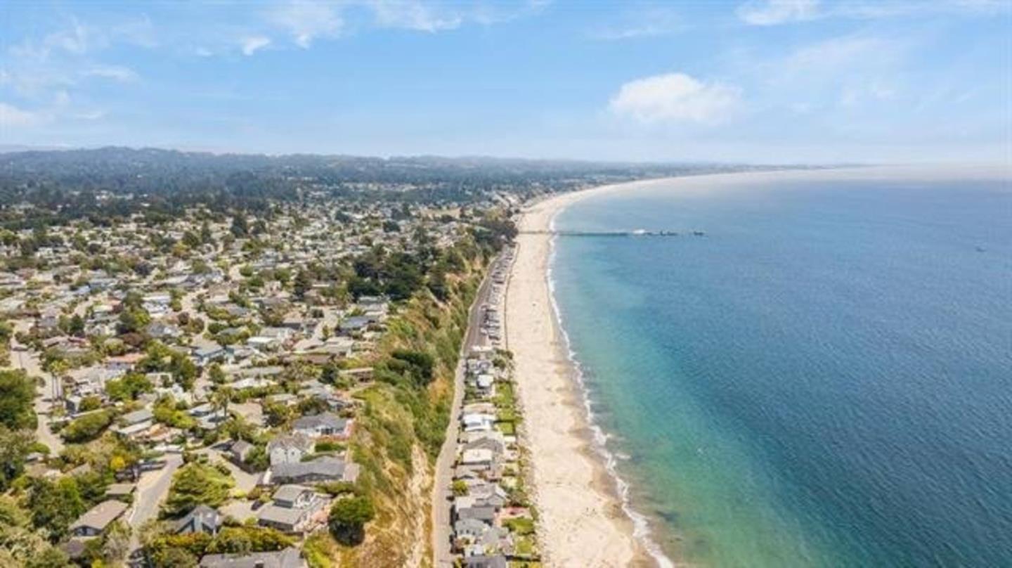 Detail Gallery Image 50 of 54 For 3071 Arlington Dr, Aptos,  CA 95003 - 3 Beds | 2/1 Baths