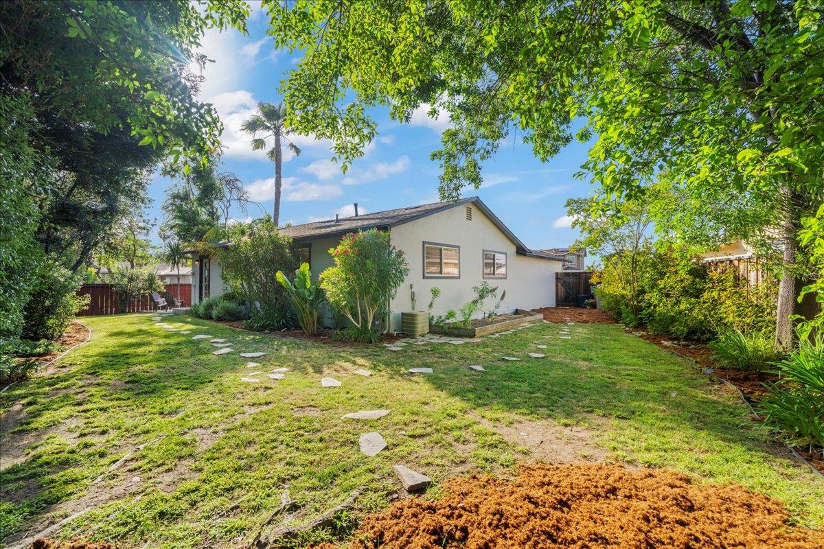 Detail Gallery Image 31 of 39 For 5494 Mary Jo Ct, San Jose,  CA 95124 - 3 Beds | 2 Baths