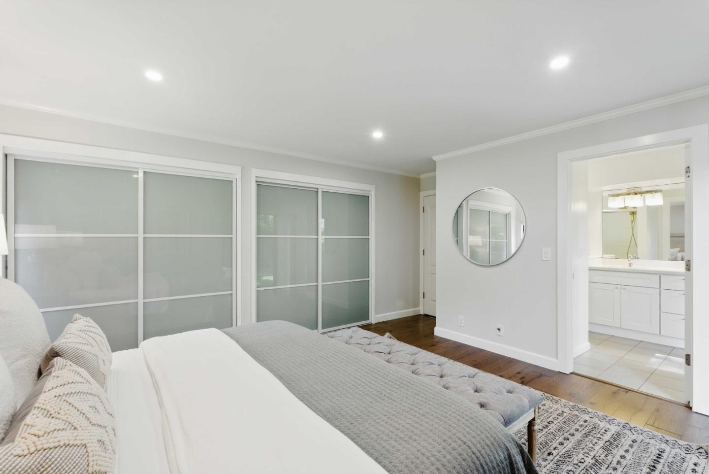 Detail Gallery Image 13 of 25 For 418 Foxborough Dr, Mountain View,  CA 94041 - 4 Beds | 2 Baths
