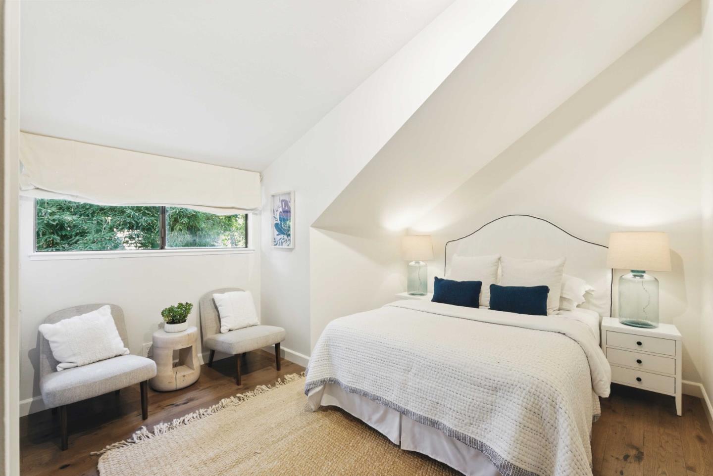 Detail Gallery Image 17 of 25 For 418 Foxborough Dr, Mountain View,  CA 94041 - 4 Beds | 2 Baths