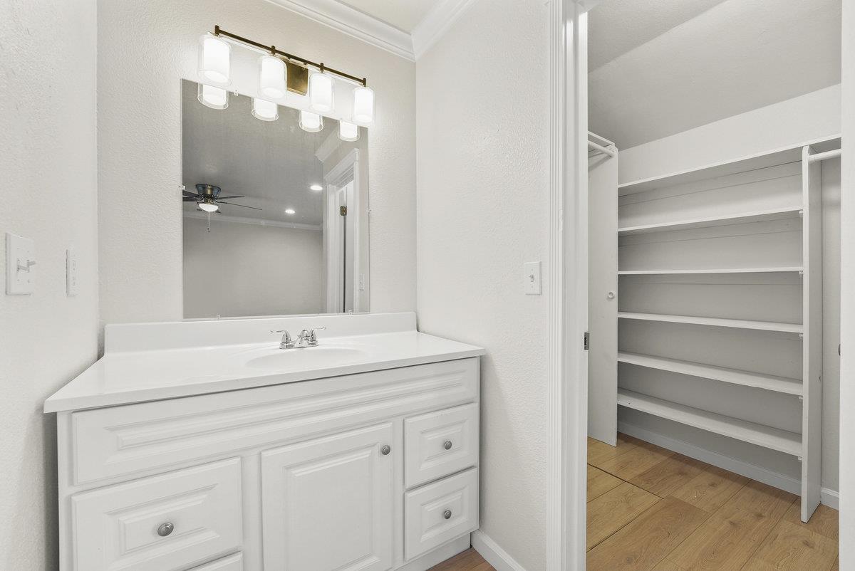 Detail Gallery Image 8 of 23 For 2958 Chauncy Cir, Stockton,  CA 95209 - 3 Beds | 2 Baths