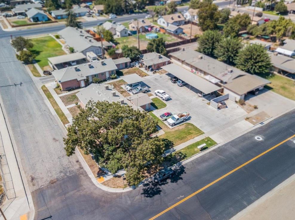 Detail Gallery Image 4 of 8 For 601 N I St, Tulare,  CA 93274 - – Beds | – Baths