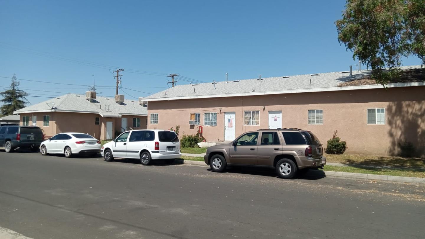Detail Gallery Image 8 of 8 For 601 N I St, Tulare,  CA 93274 - – Beds | – Baths