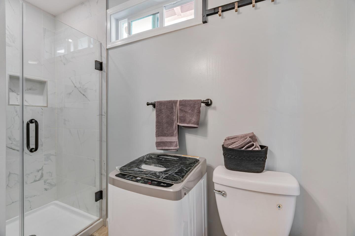 Detail Gallery Image 33 of 37 For 127 Gardiner Ave a,  South San Francisco,  CA 94080 - 1 Beds | 1 Baths