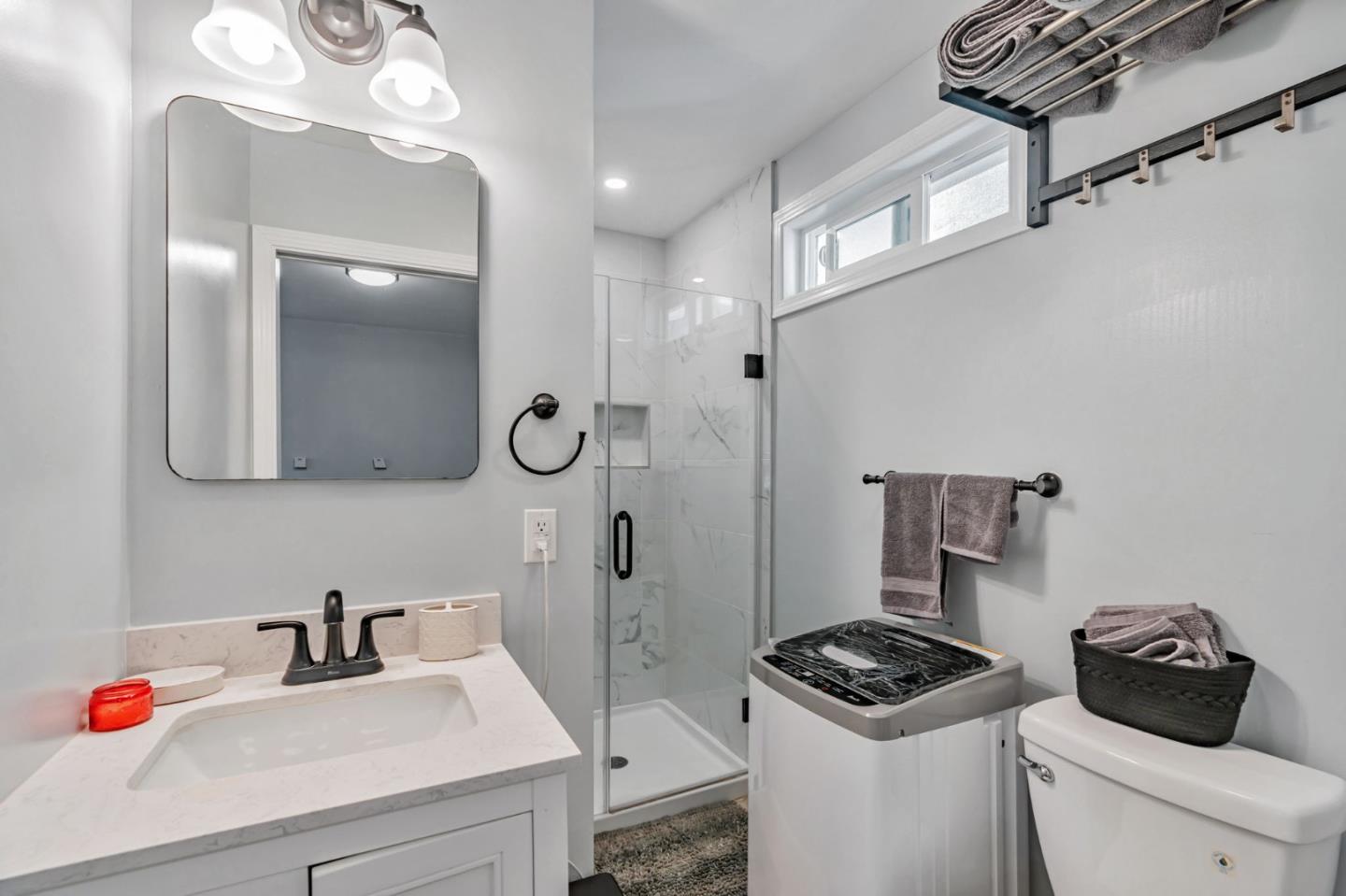 Detail Gallery Image 35 of 37 For 127 Gardiner Ave a,  South San Francisco,  CA 94080 - 1 Beds | 1 Baths