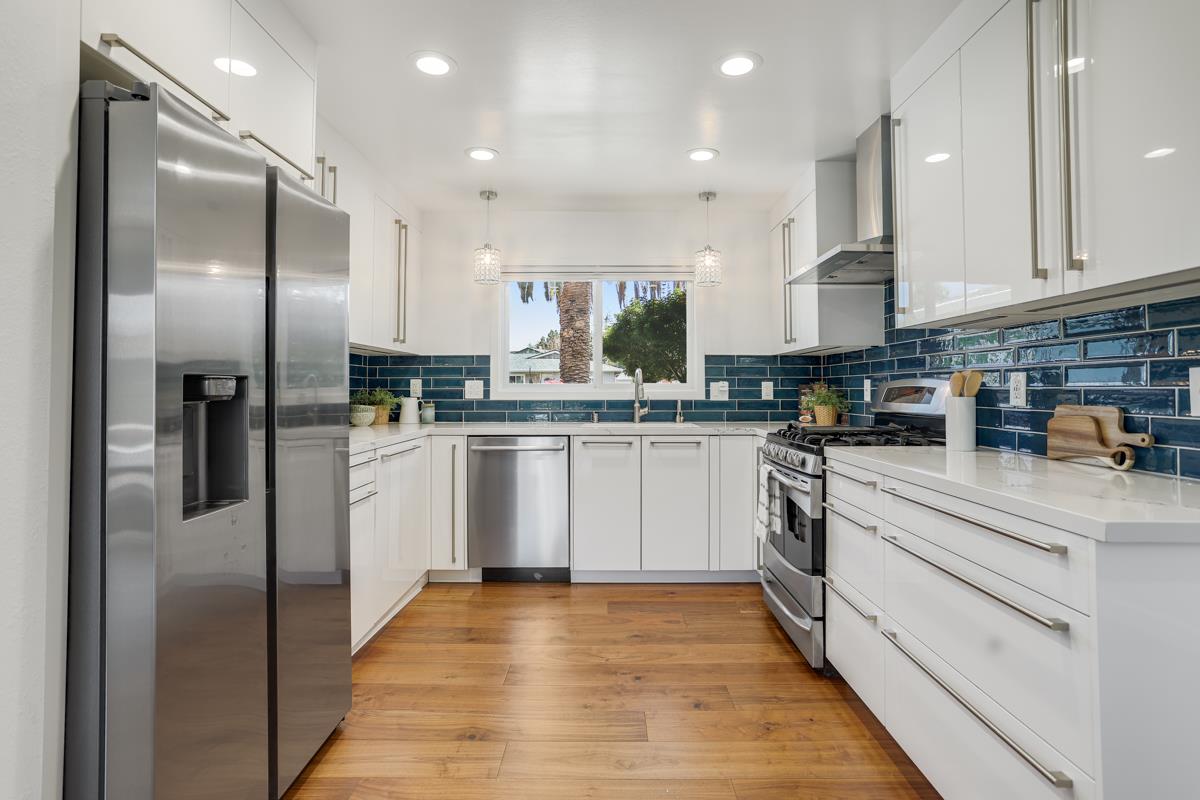 Detail Gallery Image 12 of 39 For 3271 Catalina Ave, Santa Clara,  CA 95051 - 5 Beds | 3 Baths