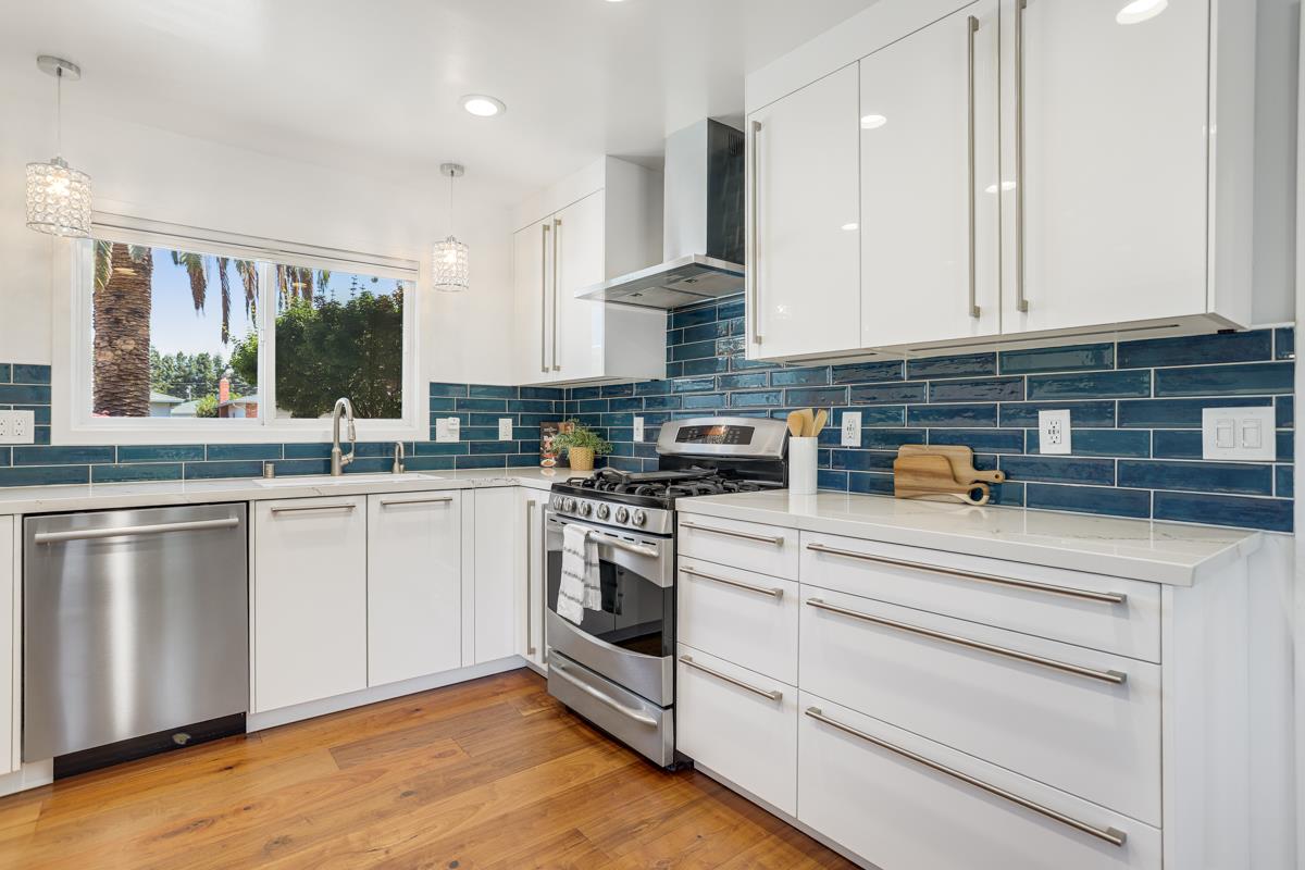 Detail Gallery Image 14 of 39 For 3271 Catalina Ave, Santa Clara,  CA 95051 - 5 Beds | 3 Baths