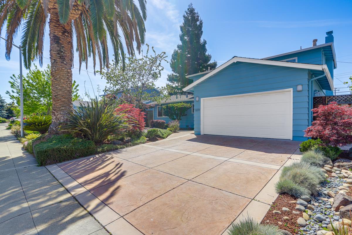 Detail Gallery Image 3 of 39 For 3271 Catalina Ave, Santa Clara,  CA 95051 - 5 Beds | 3 Baths