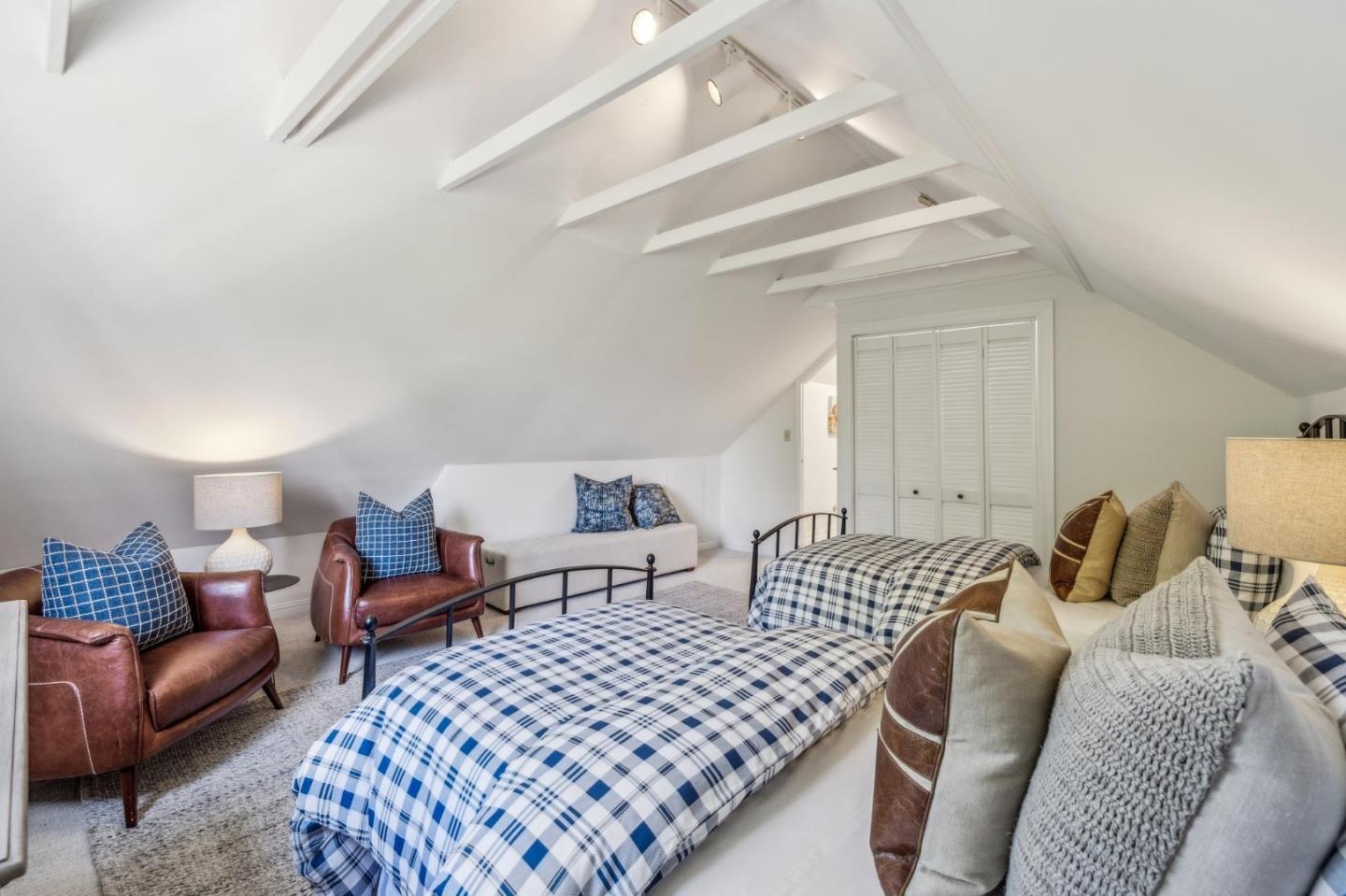 Detail Gallery Image 62 of 73 For 1476 Highway Rd, Burlingame,  CA 94010 - 3 Beds | 2 Baths