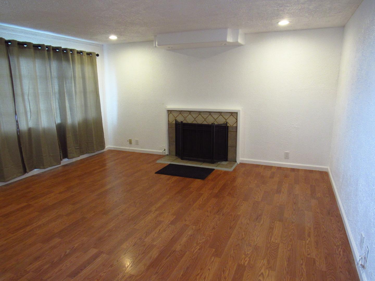 Detail Gallery Image 2 of 9 For 2786 Murtha Dr, San Jose,  CA 95127 - 3 Beds | 2 Baths
