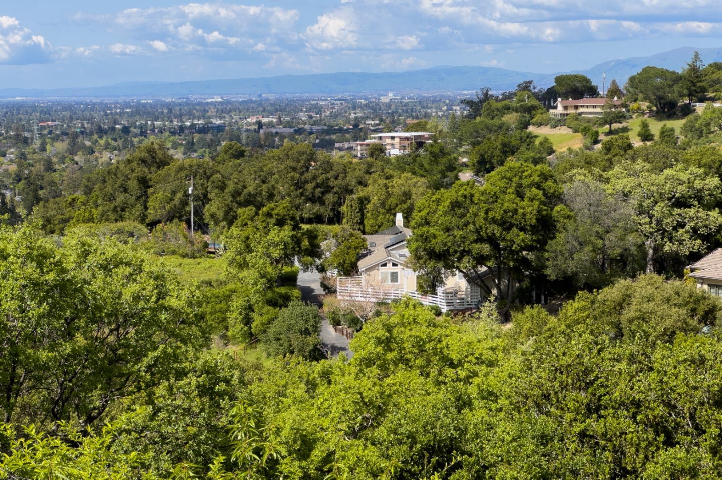 Detail Gallery Image 71 of 86 For 16060 Cerro Vista Dr, Los Gatos,  CA 95032 - 5 Beds | 3/1 Baths