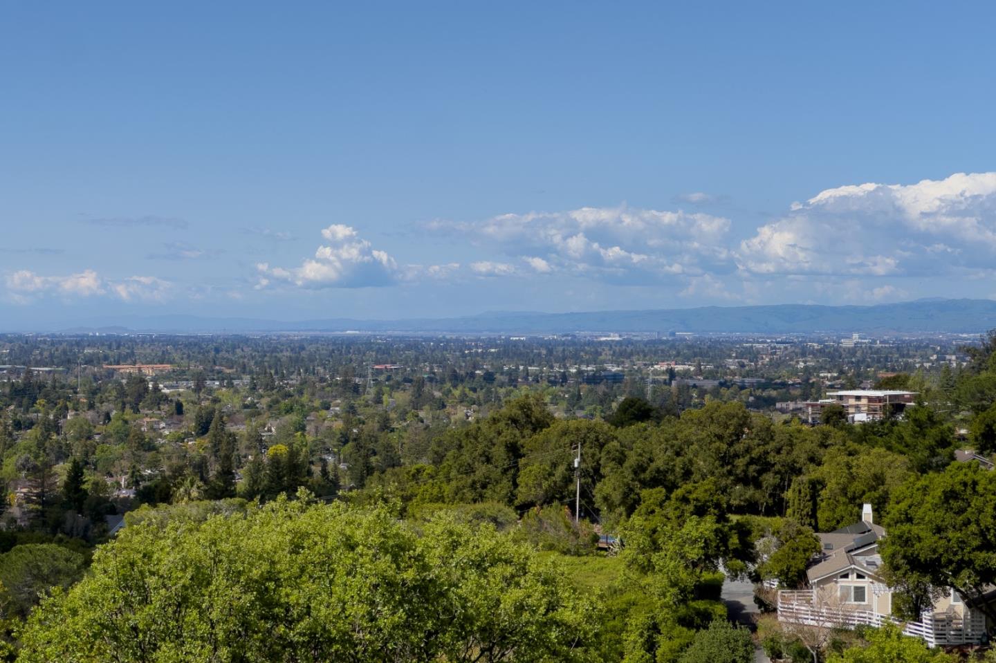 Detail Gallery Image 73 of 86 For 16060 Cerro Vista Dr, Los Gatos,  CA 95032 - 5 Beds | 3/1 Baths