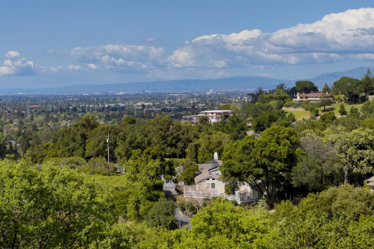 Detail Gallery Image 77 of 86 For 16060 Cerro Vista Dr, Los Gatos,  CA 95032 - 5 Beds | 3/1 Baths