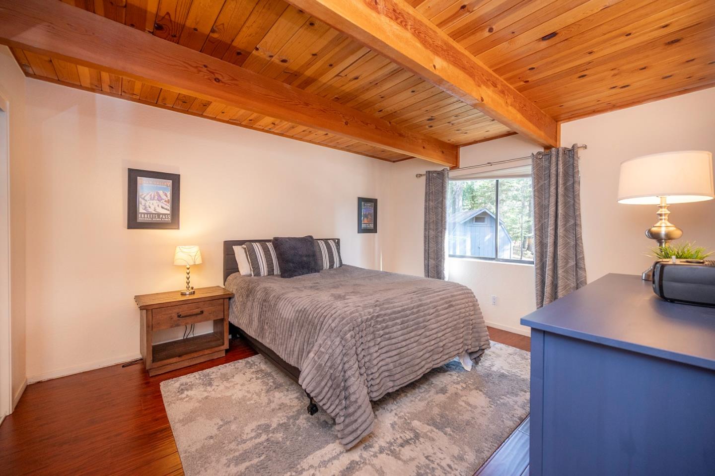 Detail Gallery Image 22 of 70 For 2088 Castlewood Ln #11,  Arnold,  CA 95223 - 4 Beds | 3/1 Baths