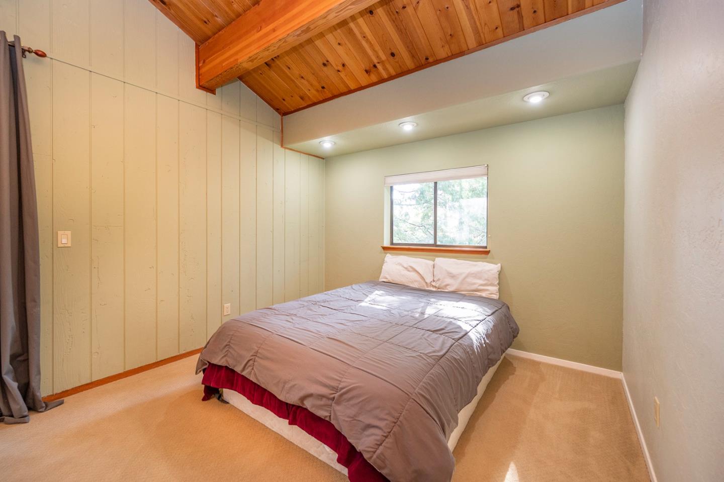 Detail Gallery Image 28 of 70 For 2088 Castlewood Ln #11,  Arnold,  CA 95223 - 4 Beds | 3/1 Baths