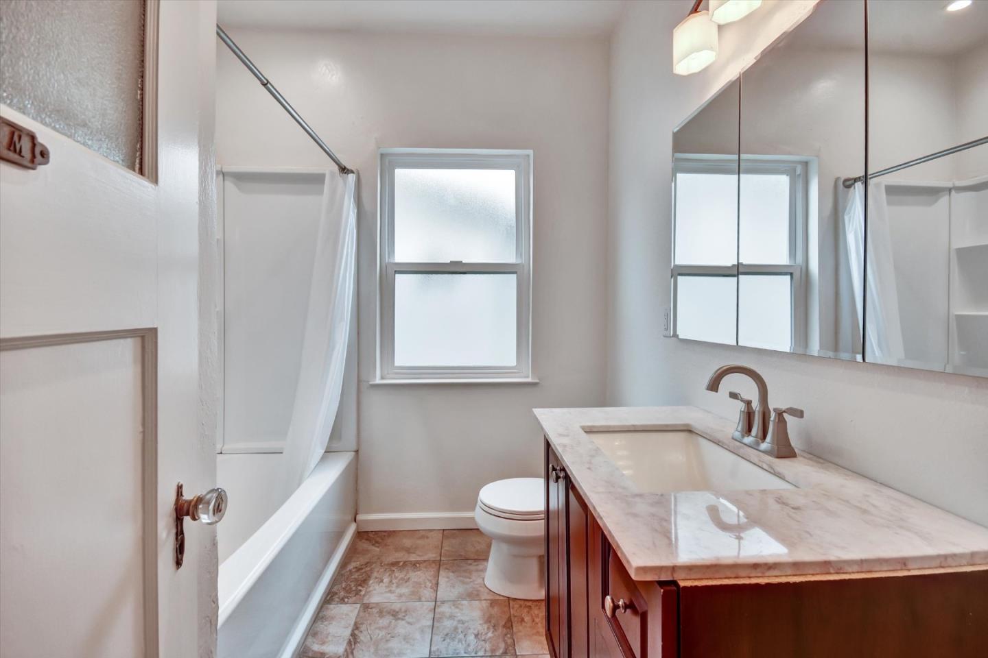 Detail Gallery Image 20 of 33 For 325 Capitol St, Salinas,  CA 93901 - 3 Beds | 1 Baths