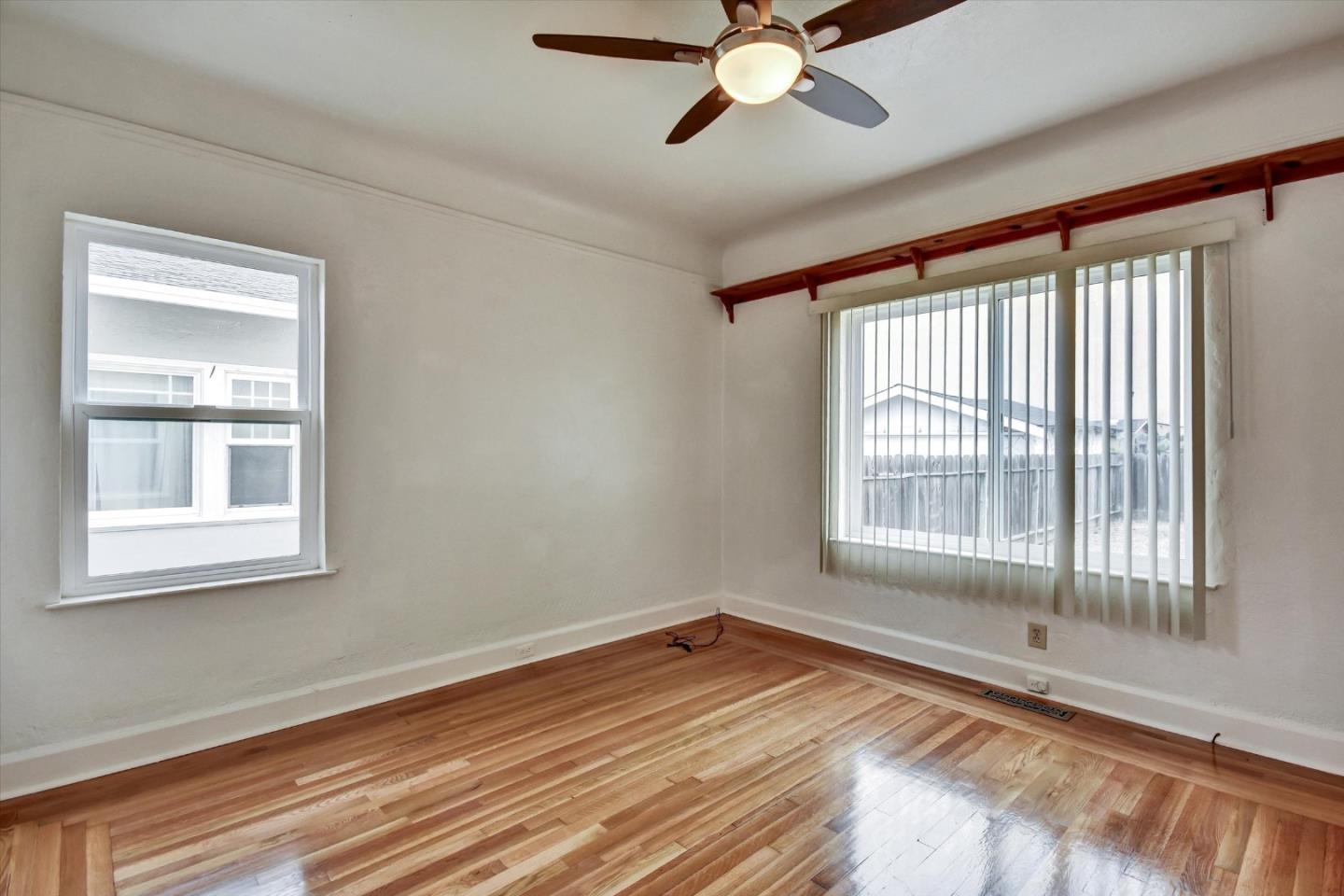 Detail Gallery Image 23 of 33 For 325 Capitol St, Salinas,  CA 93901 - 3 Beds | 1 Baths