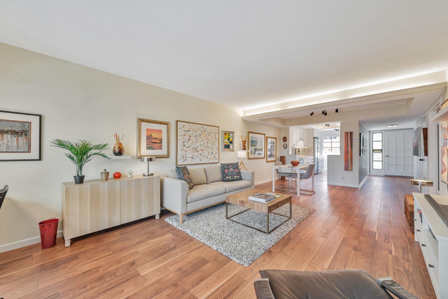 Detail Gallery Image 11 of 42 For 5351 Cribari Dell, San Jose,  CA 95135 - 2 Beds | 2 Baths