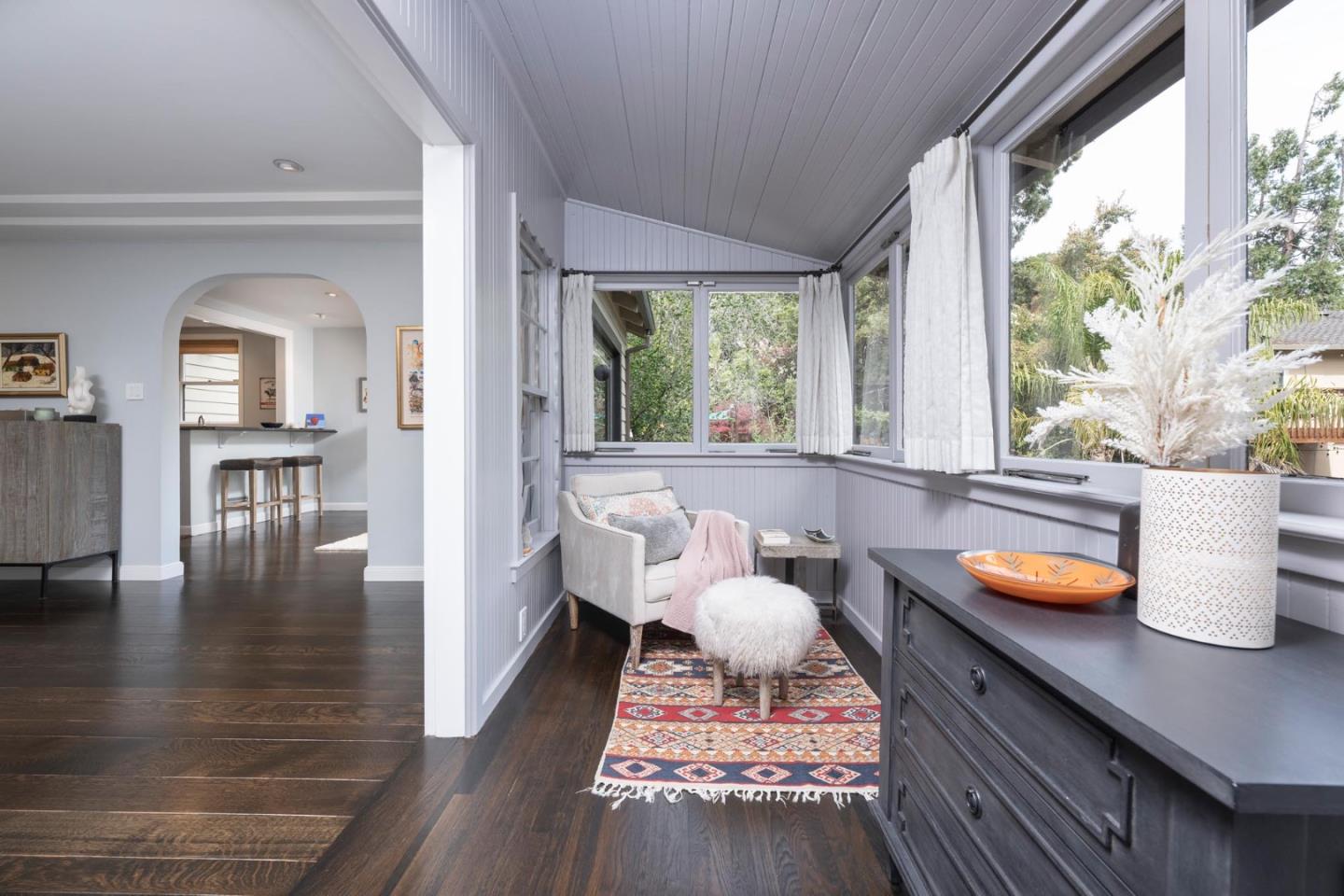 Detail Gallery Image 10 of 53 For 2205 &2207 Semeria Ave, Belmont,  CA 94002 - 4 Beds | 2/1 Baths