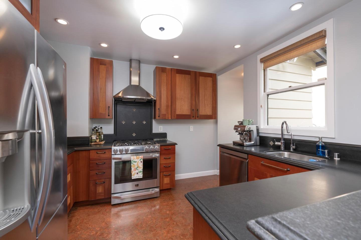 Detail Gallery Image 14 of 53 For 2205 &2207 Semeria Ave, Belmont,  CA 94002 - 4 Beds | 2/1 Baths