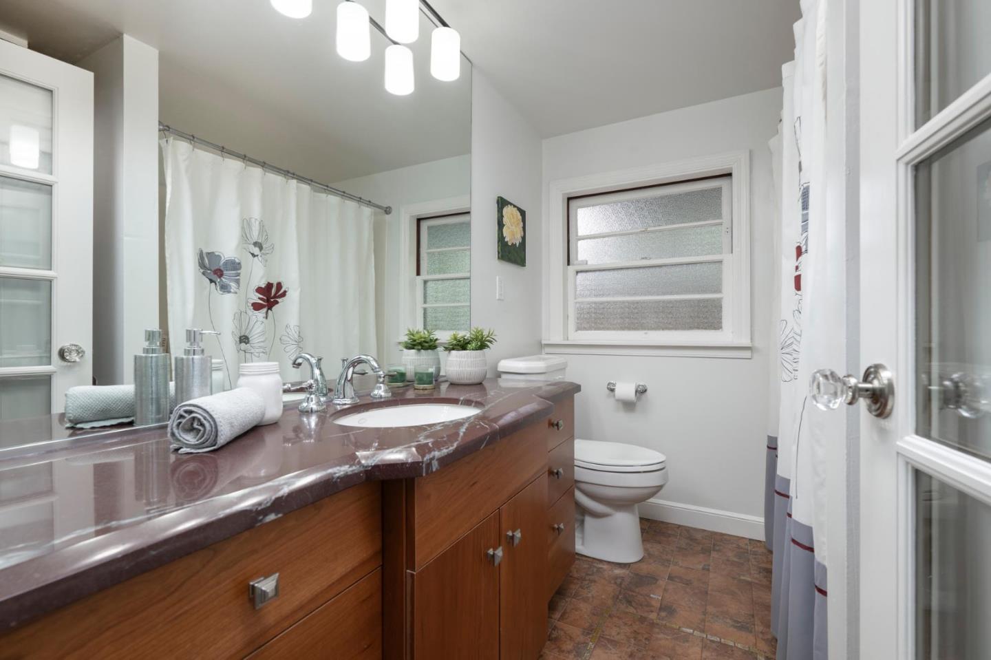 Detail Gallery Image 24 of 53 For 2205 &2207 Semeria Ave, Belmont,  CA 94002 - 4 Beds | 2/1 Baths