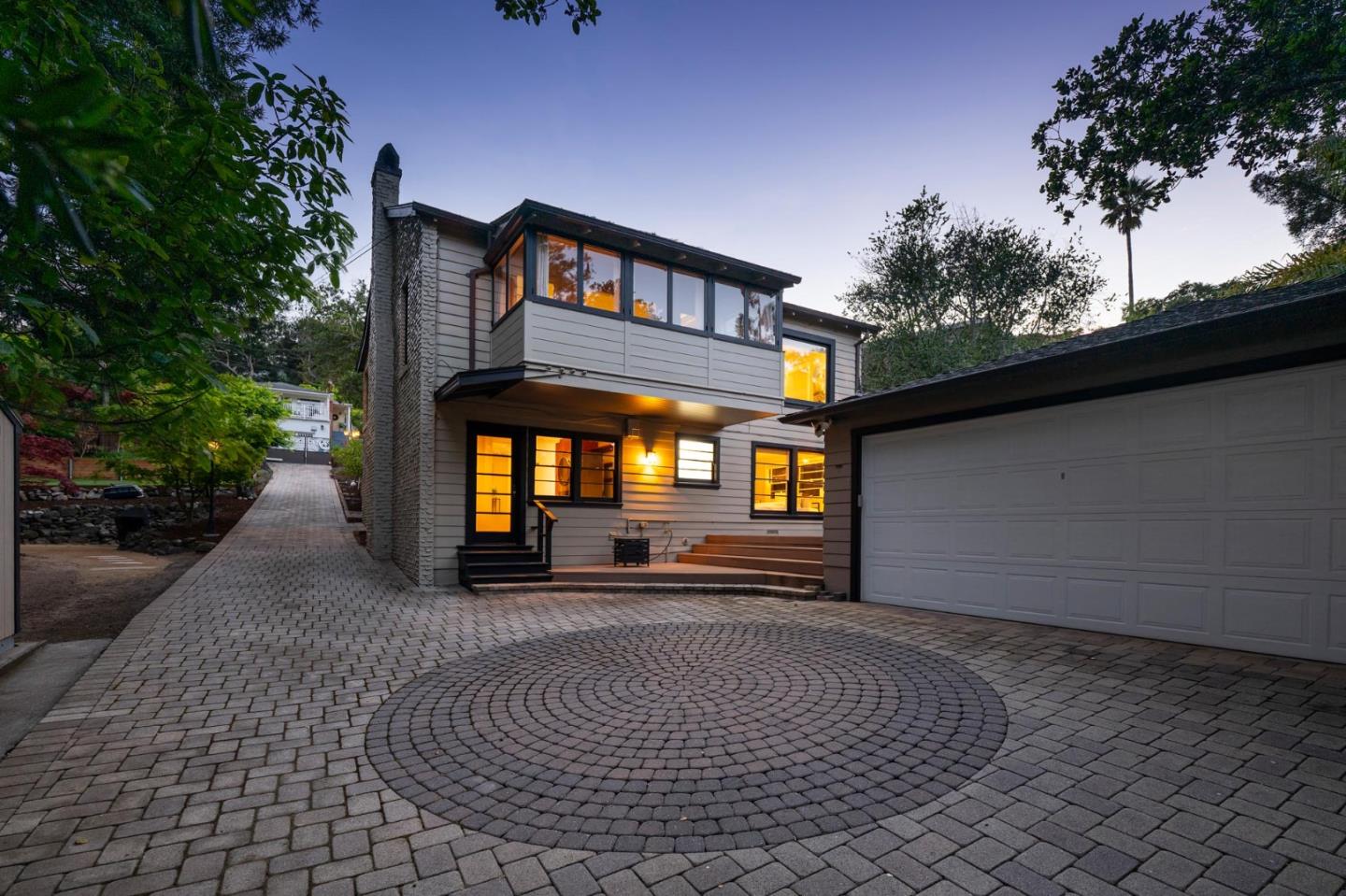 Detail Gallery Image 49 of 53 For 2205 &2207 Semeria Ave, Belmont,  CA 94002 - 4 Beds | 2/1 Baths