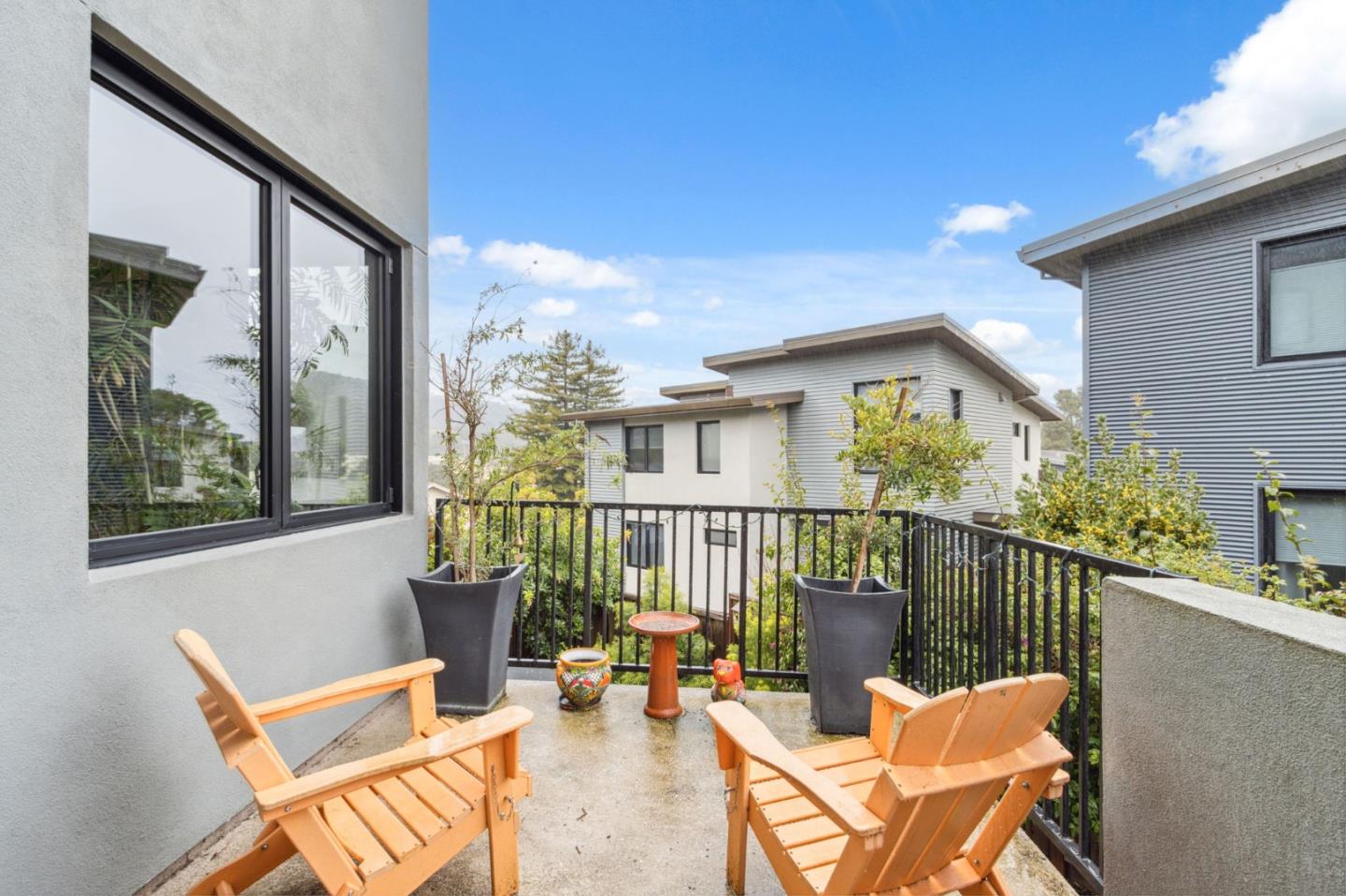 Detail Gallery Image 12 of 42 For 80 Gateway Ct, San Carlos,  CA 94070 - 3 Beds | 3/1 Baths