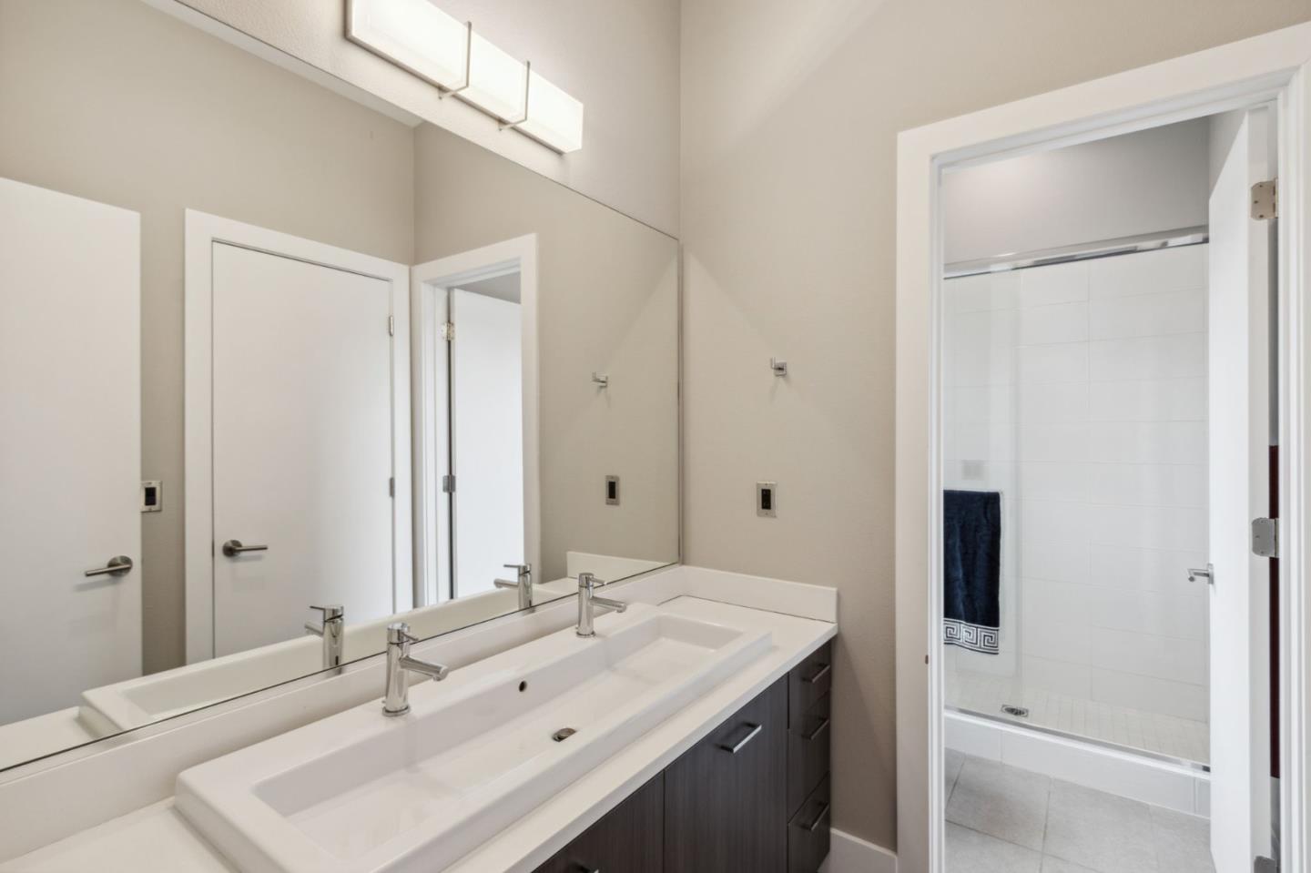 Detail Gallery Image 21 of 42 For 80 Gateway Ct, San Carlos,  CA 94070 - 3 Beds | 3/1 Baths